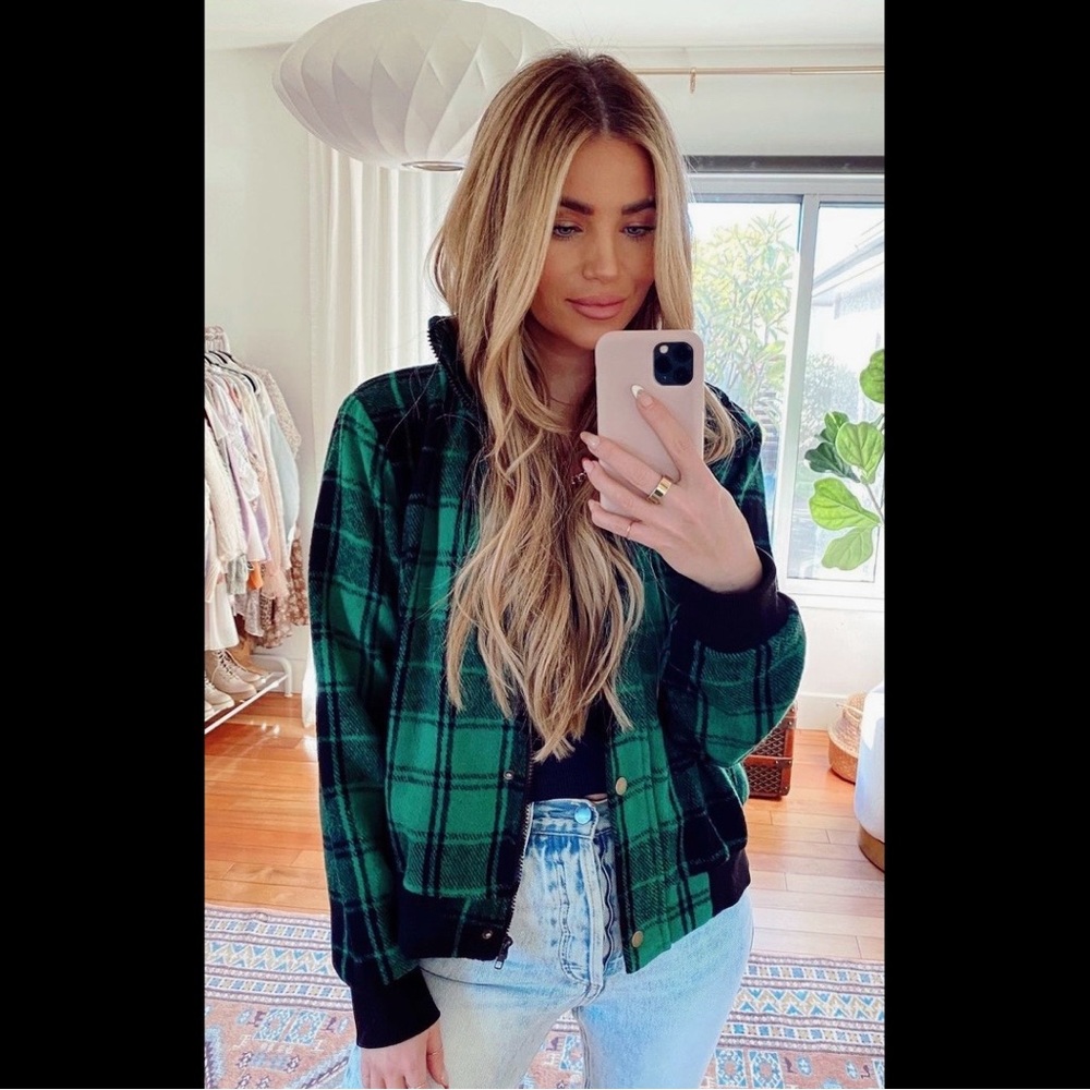 NWOT; vici plaid jacket